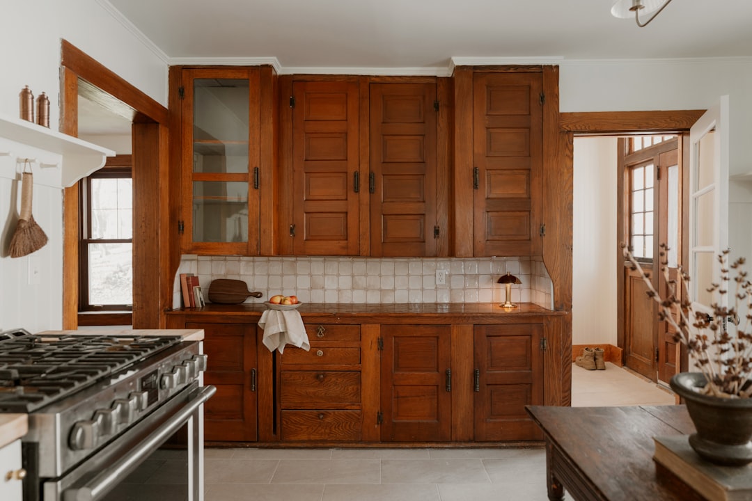 best way to restain kitchen cabinets